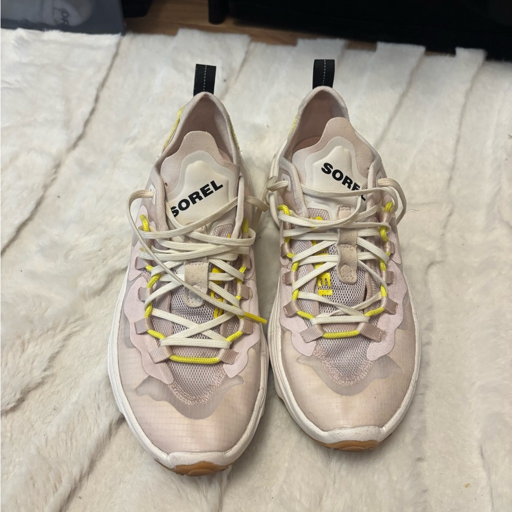 Sorel Women's White and Yellow Sneakers